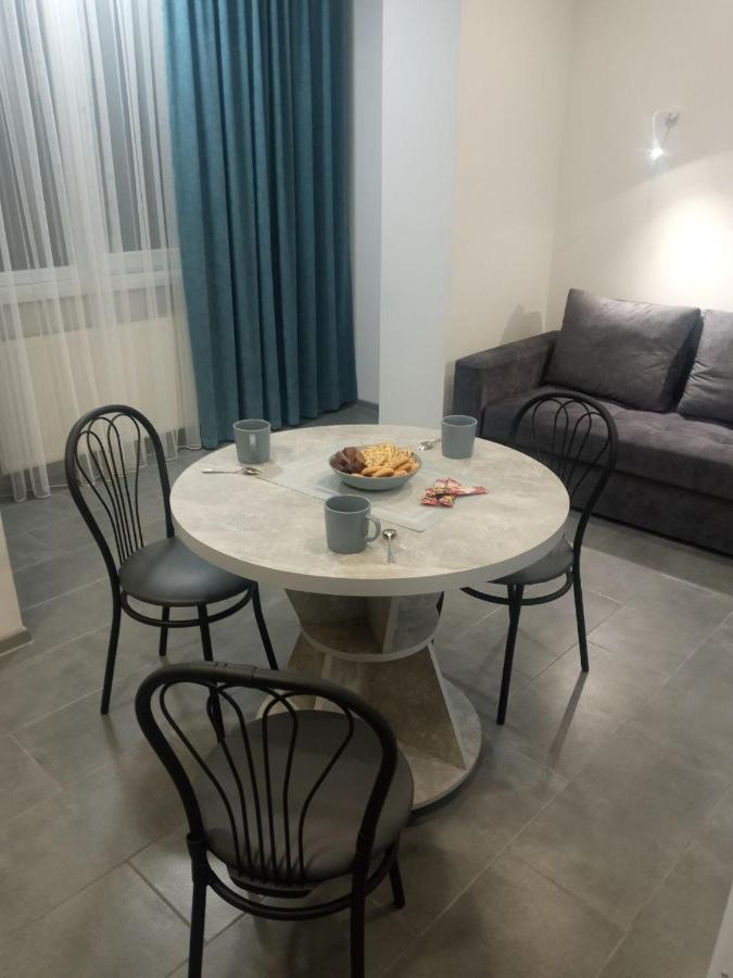 Apartment Edelweiss Uschhorod Exterior foto